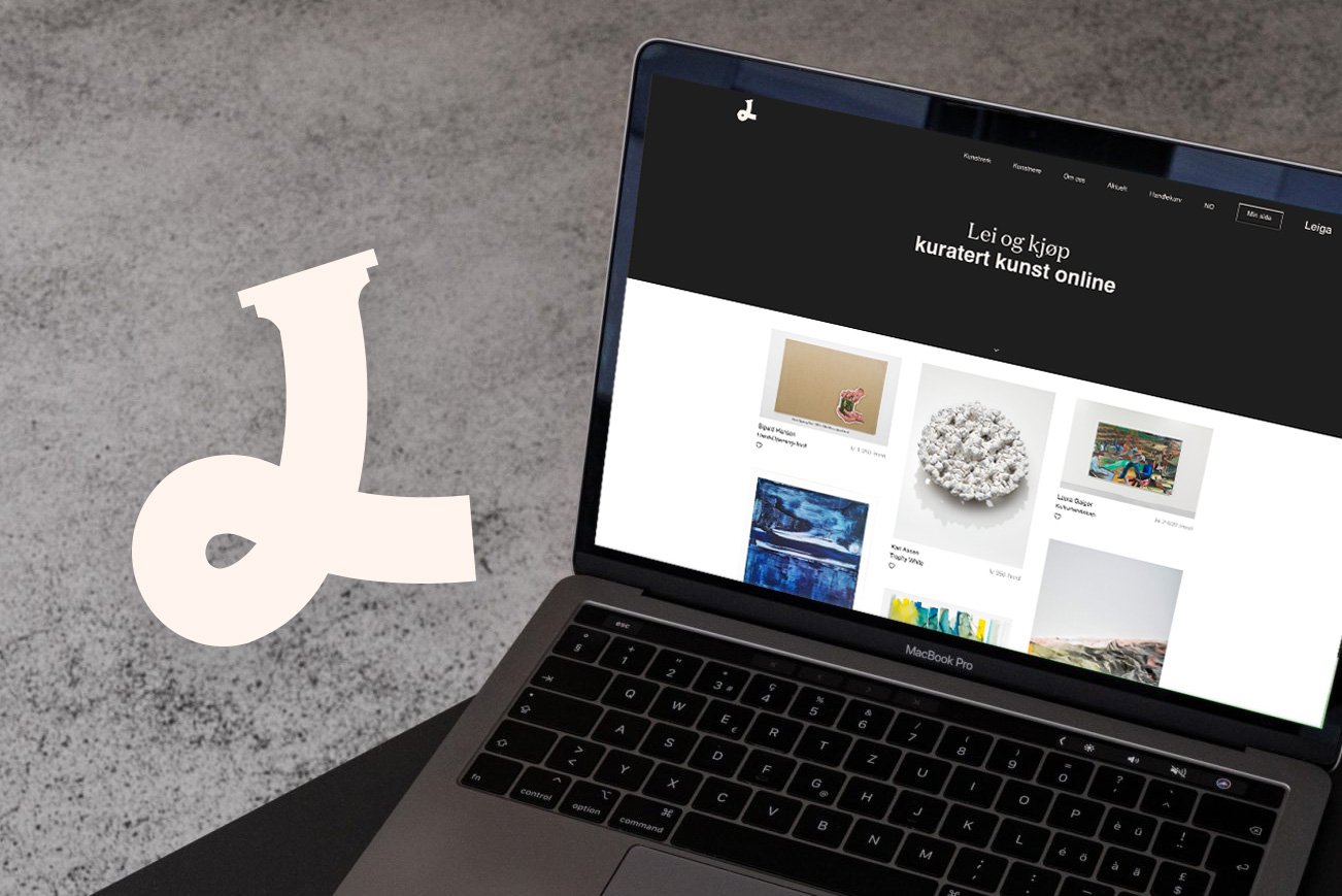 Leigas logo og nettbutikken «Lei og kjøp kuratert kunst online» på en bærbar PC