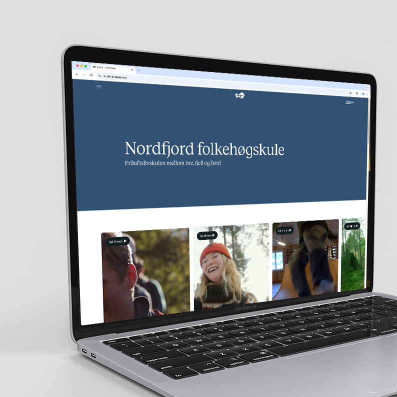 Forsiden til Nordfjord folkehøgskule på en bærbar PC